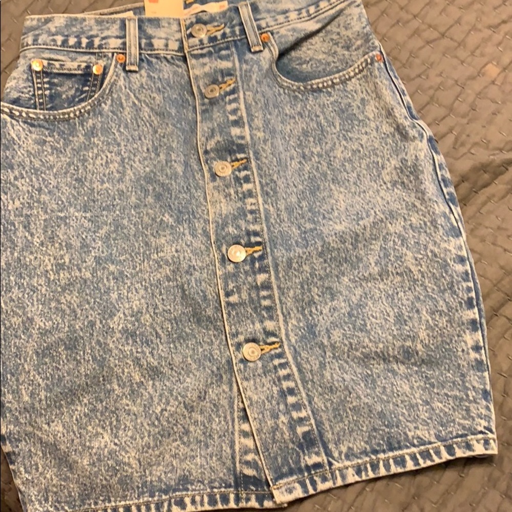 levi’s mom jeans skirt